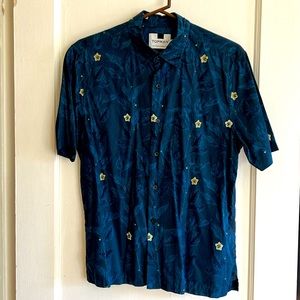 Men’s casual button down short sleeve shirt